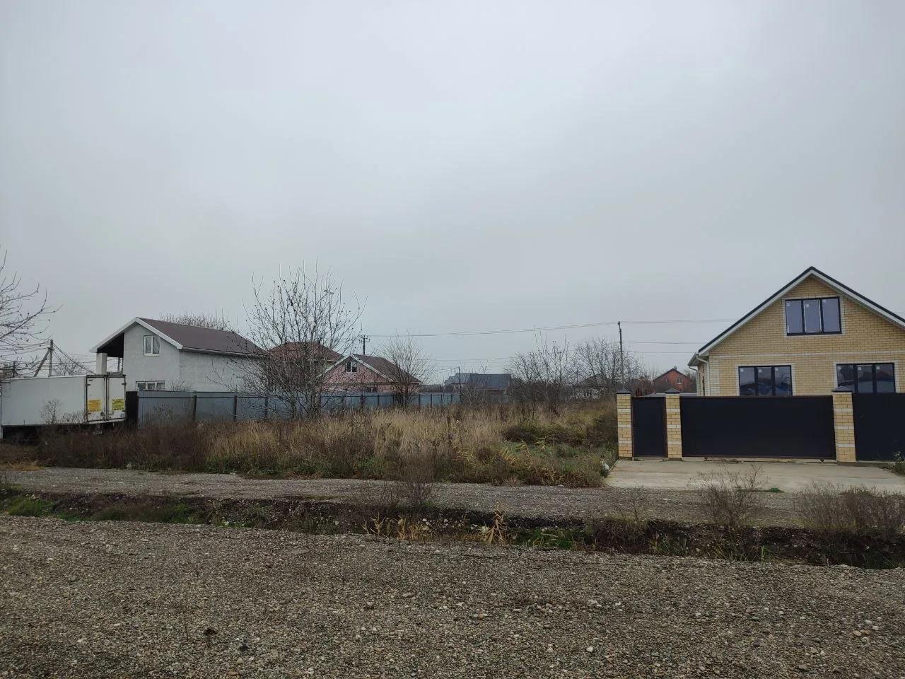 Фото №4: Земельный участок 9.91 сот. - Октябрьский, Прикубанский внутригородской округ, ст Радужное, ул. Въездная, 338