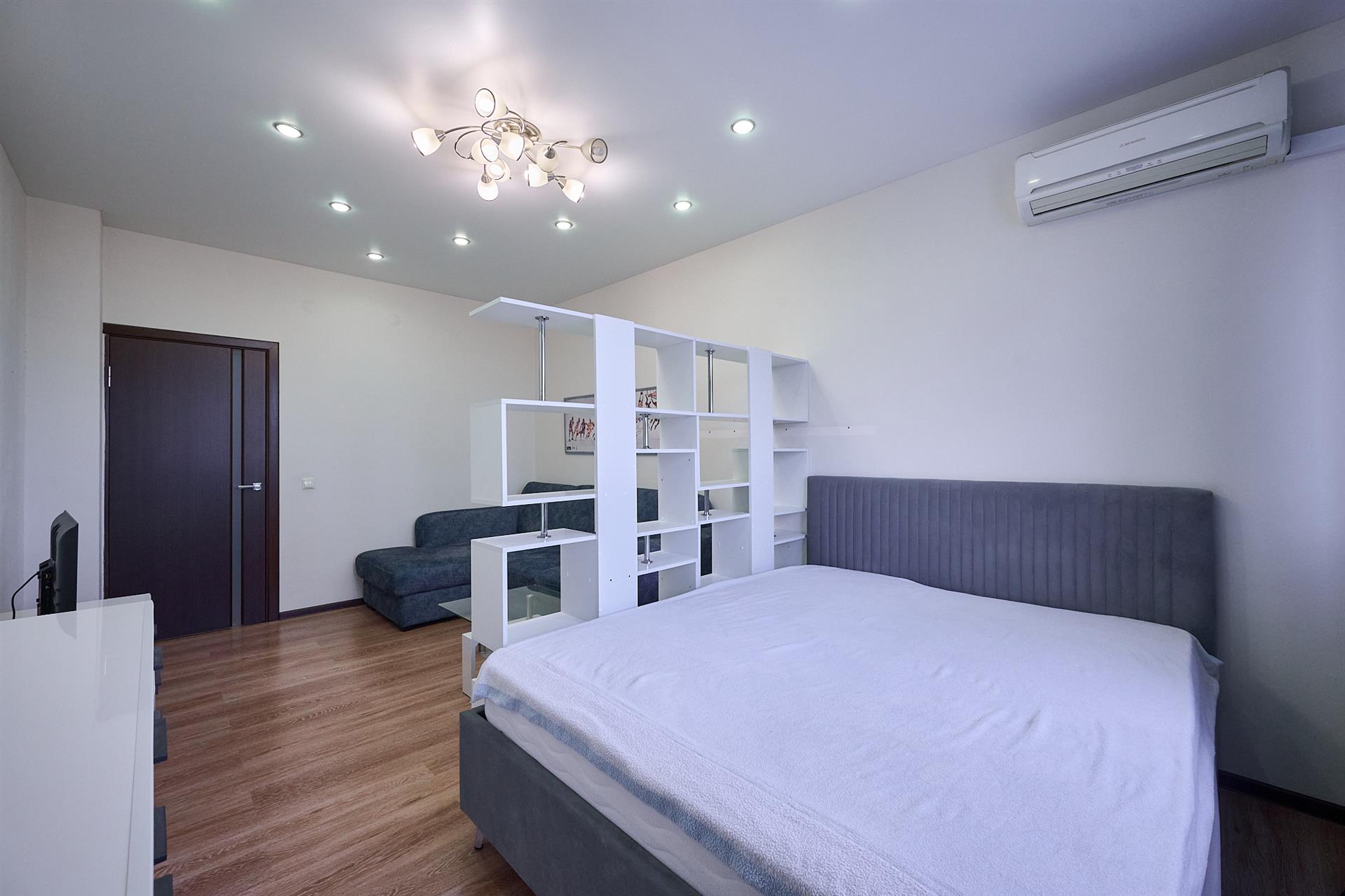 Фото №6: 1-комнатная квартира 47 м² - Краснодар, Прикубанский внутригородской округ, мкр. имени Маршала Жукова, ул. Александра Покрышкина, 4/10