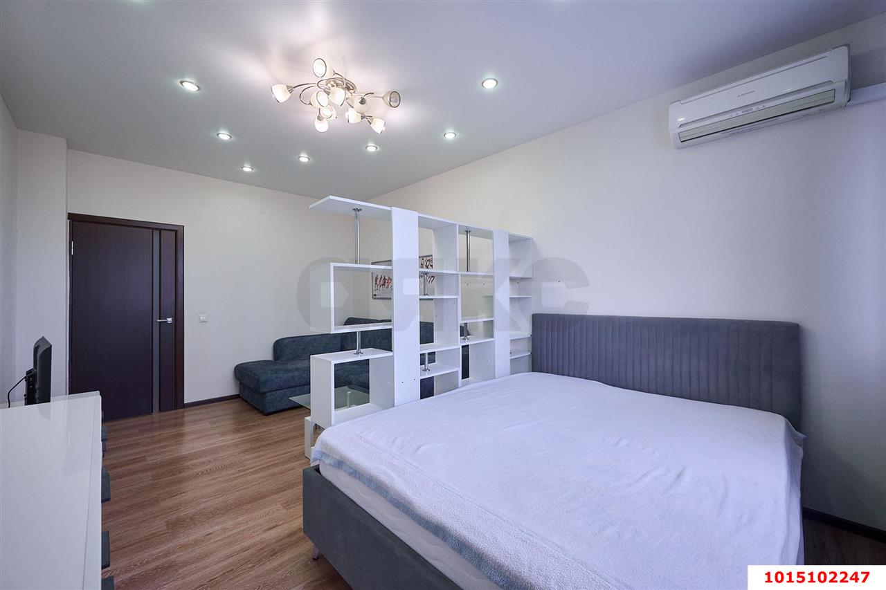 Фото №6: 1-комнатная квартира 47 м² - Краснодар, имени Маршала Жукова, ул. Александра Покрышкина, 4/10