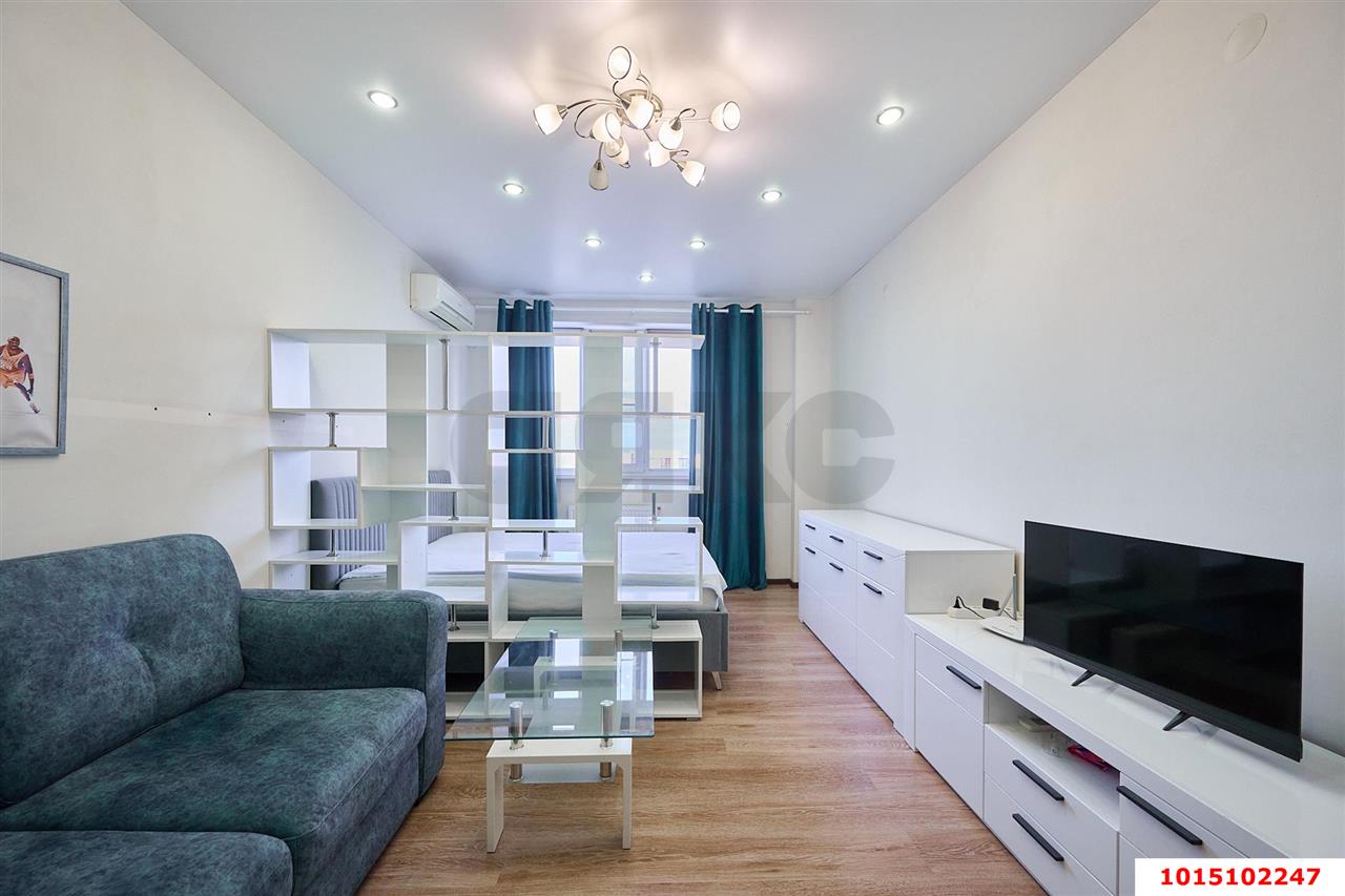 Фото №2: 1-комнатная квартира 47 м² - Краснодар, имени Маршала Жукова, ул. Александра Покрышкина, 4/10