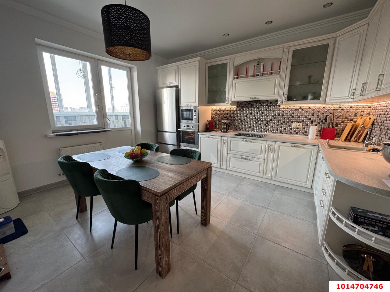 Фото №1: 3-комнатная квартира 100 м² - Краснодар, Западный внутригородской округ, мкр. Фестивальный, ул. Гаражная, 71