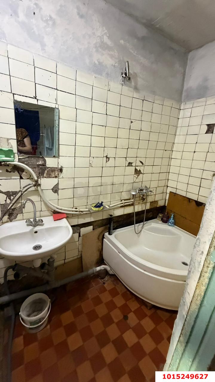 Фото №5: Комната 12 м² - Белозёрный, Прикубанский внутригородской округ, 12