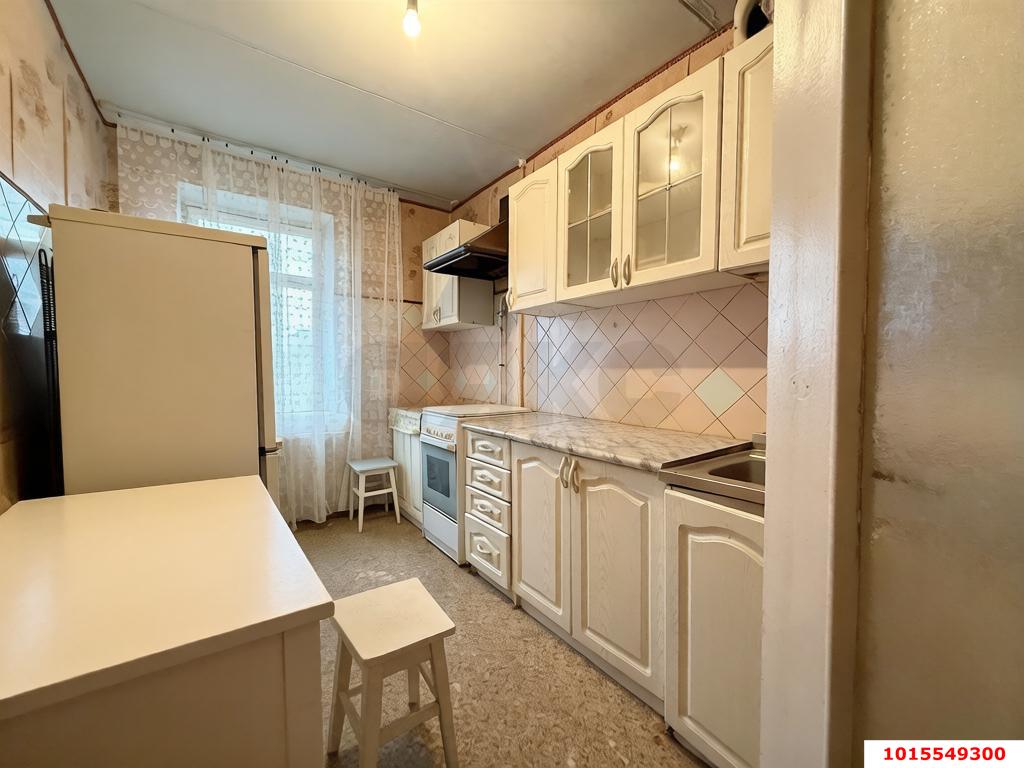 Фото №2: 3-комнатная квартира <span class="whitespace-nowrap">68 м²</span>, <span class="whitespace-nowrap">8/9 эт.</span> - Краснодар, Карасунский внутригородской округ, мкр. Гидростроителей, ул. имени Игнатова, 12