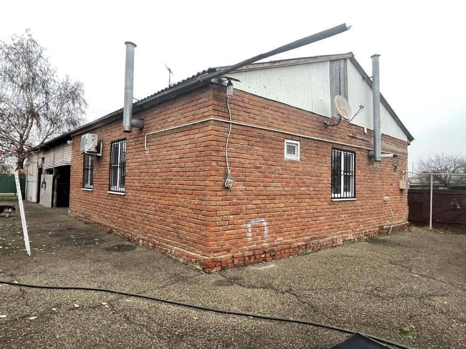 Фото №8: Дом 80 м² + 9 сот. - Новотитаровская, ул. Продольная, 96