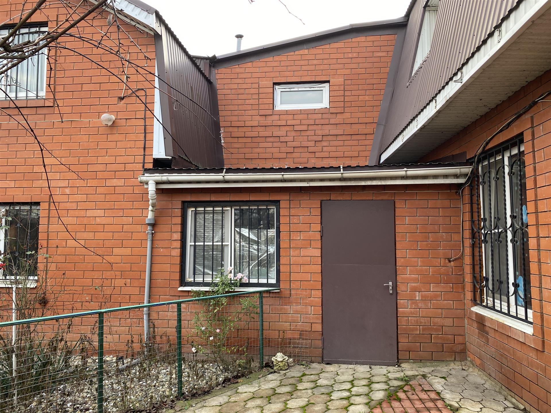 Фото №2: Дом 92 м² + 6.66 сот. - Елизаветинская, Прикубанский внутригородской округ, ст Ромашка, ул. Весенняя, 10