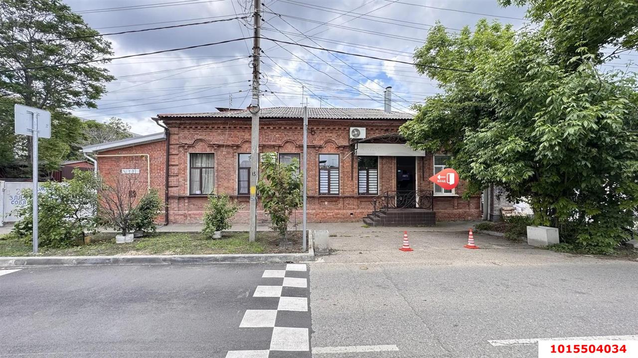 Фото №1: Торговое помещение 60 м² - Краснодар, Западный внутригородской округ, мкр. Центральный, ул. Володи Головатого, 289