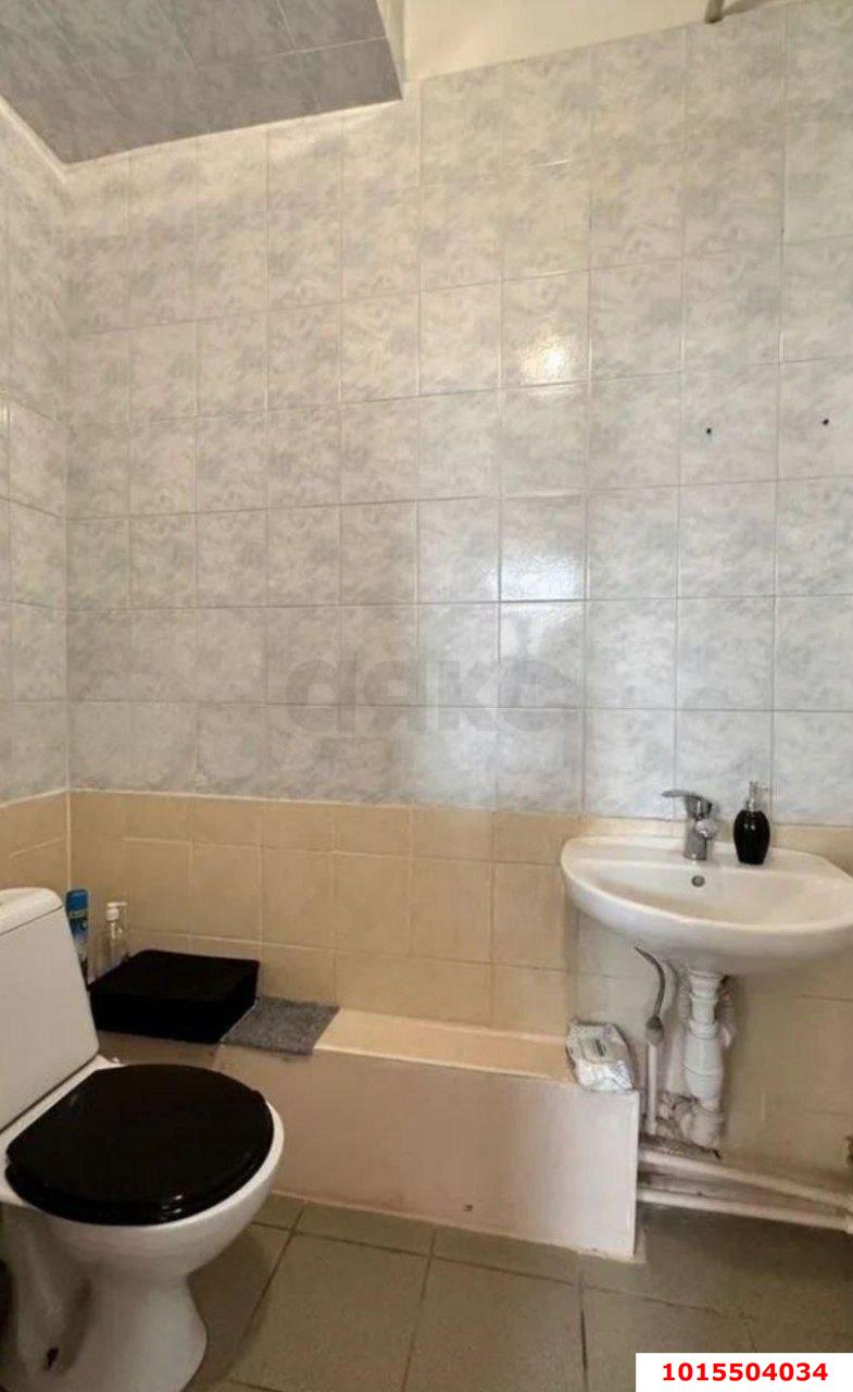 Фото №7: Торговое помещение 61 м² - Краснодар, Западный внутригородской округ, ул. Володи Головатого, 289