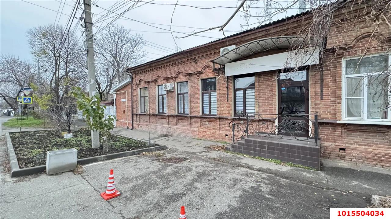 Фото №4: Торговое помещение 61 м² - Краснодар, Западный внутригородской округ, ул. Володи Головатого, 289