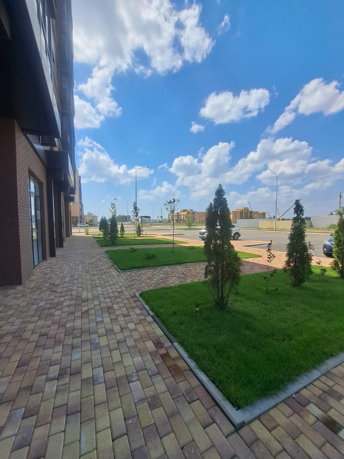 Фото №3: Коммерция 48 м² - Южный, мкр. жилой комплекс История-2, ул. Казачья, 8к1