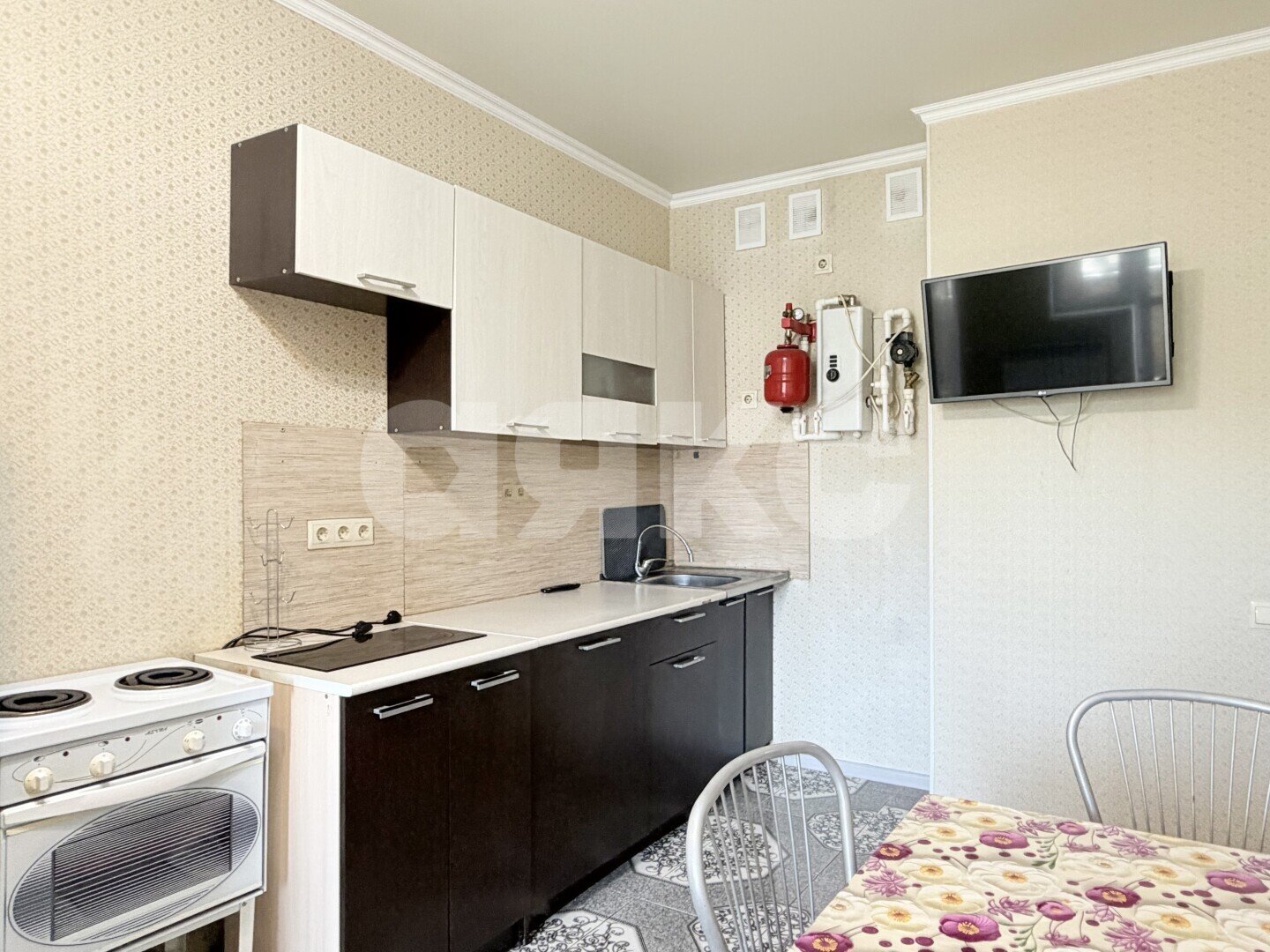 Фото №4: 1-комнатная квартира <span class="whitespace-nowrap">50 м²</span>, <span class="whitespace-nowrap">2/9 эт.</span> - Супсех, ул. Советская, 44Б