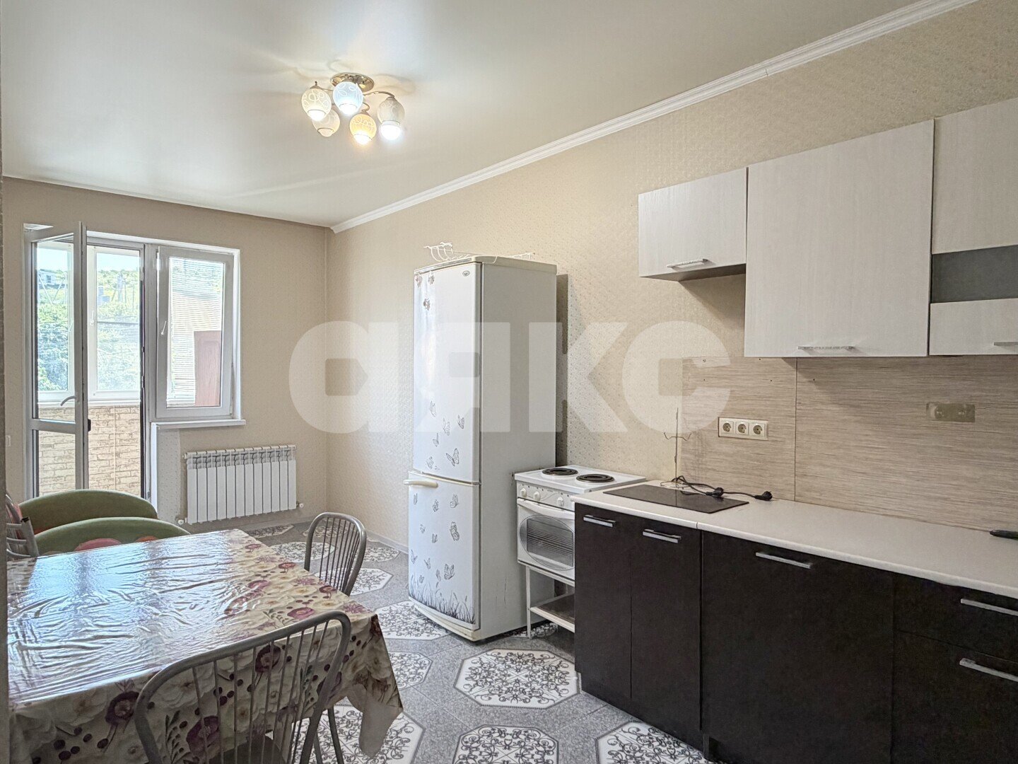 Фото №1: 1-комнатная квартира <span class="whitespace-nowrap">50 м²</span>, <span class="whitespace-nowrap">2/9 эт.</span> - Супсех, ул. Советская, 44Б