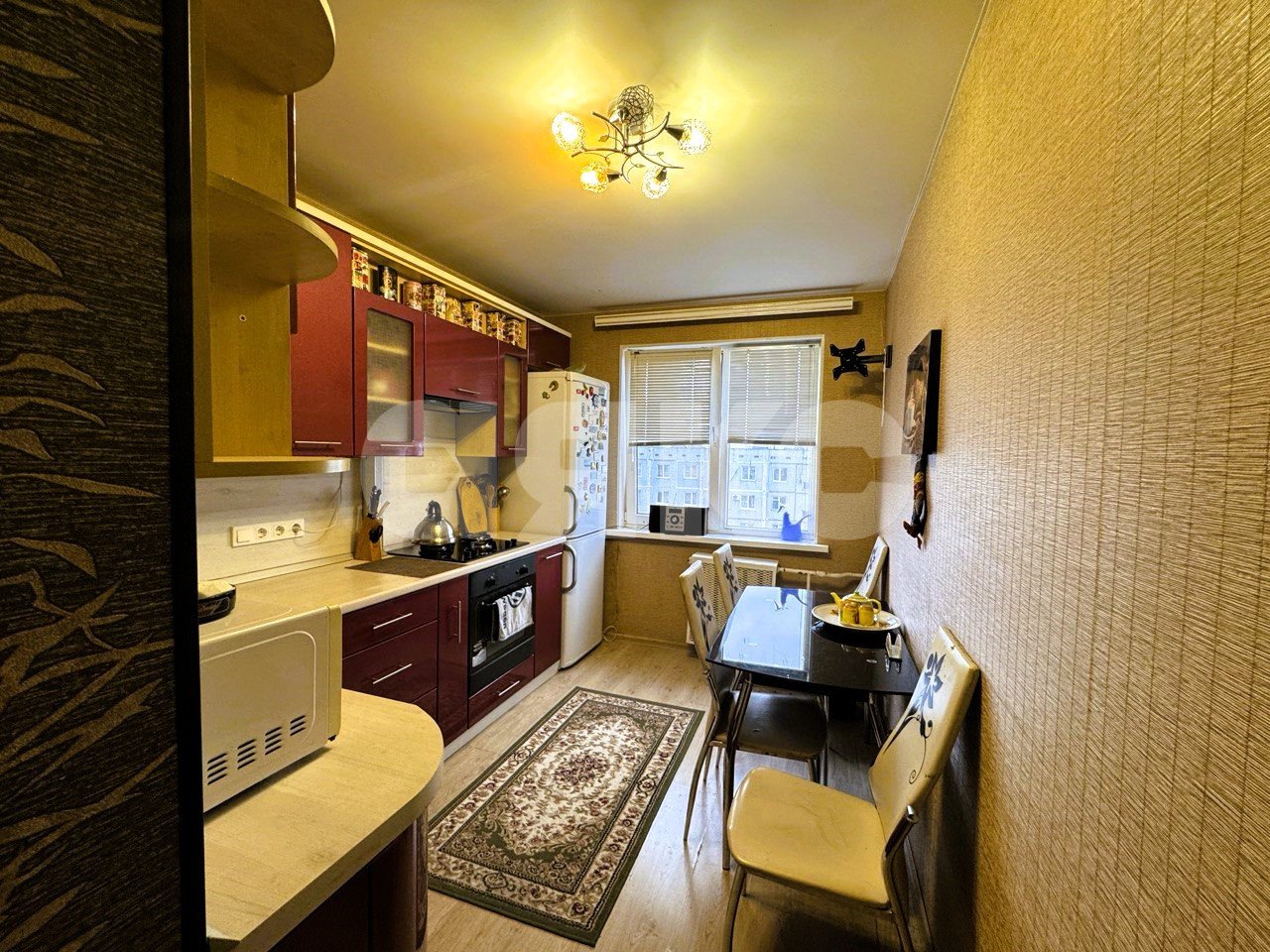 Фото №1: 2-комнатная квартира <span class="whitespace-nowrap">51 м²</span>, <span class="whitespace-nowrap">9/9 эт.</span> - Волгоград, р. Краснооктябрьский, ул. Маршала Ерёменко, 60