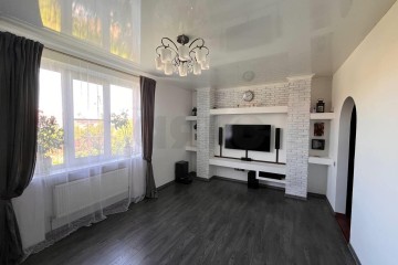 Фото №1: 2-комнатная квартира 61 м² - Краснодар, мкр. Сады Калинина, ул. Троицкая, 263