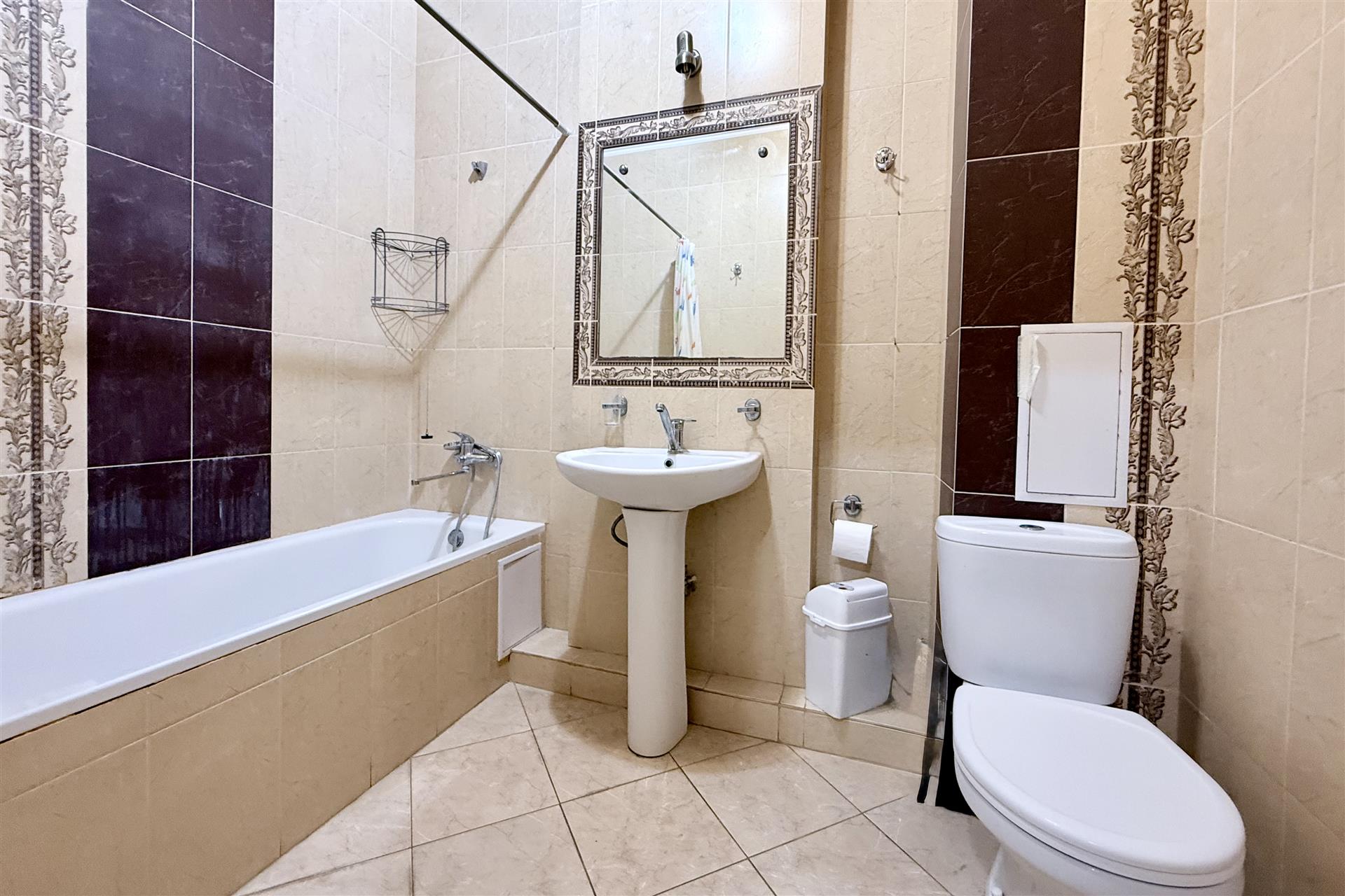 Фото №5: 1-комнатная квартира 60 м² - Краснодар, Западный внутригородской округ, мкр. Фестивальный, ул. Монтажников, 12/1