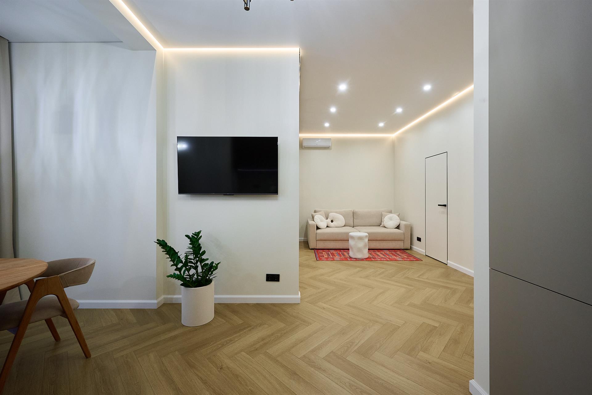 Фото №9: 2-комнатная квартира 55 м² - Краснодар, мкр. Западный внутригородской округ, ул. Строителей, 21