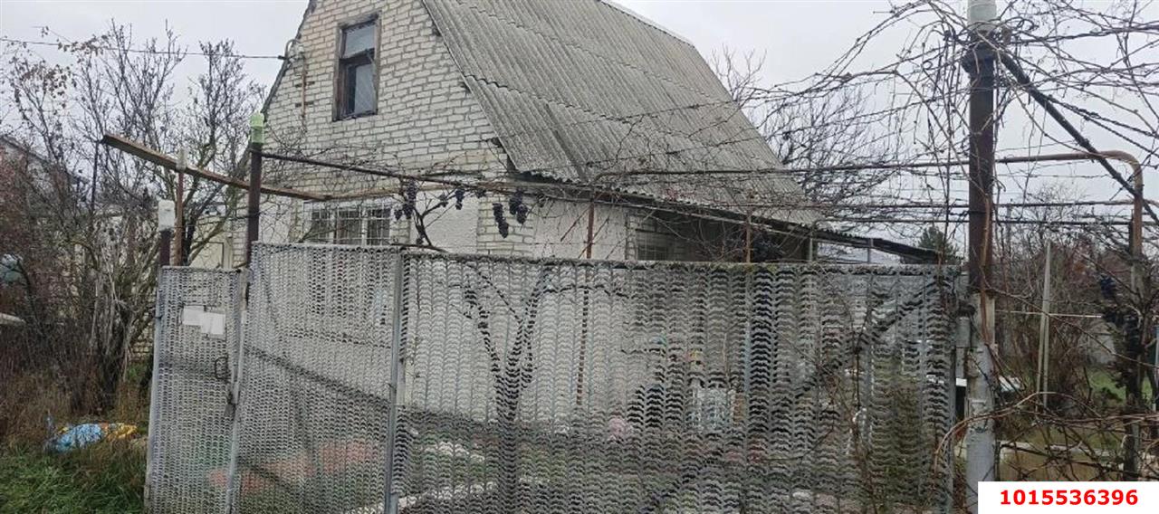 Фото №2: Дом 40 м² + 4 сот. - Политехник, Прикубанский внутригородской округ, ул. Зелёная, 269