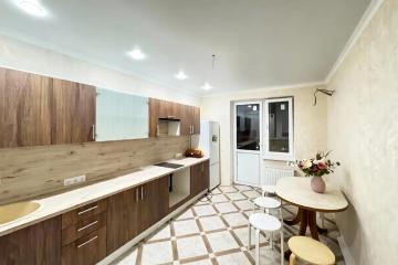 Фото №1: 2-комнатная квартира 55 м² - Краснодар, мкр. Славянский, ул. Красных Партизан, 1/4к20