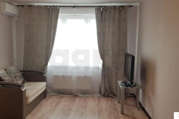 Фото №1: 1-комнатная квартира 37 м² - Краснодар, мкр. Почтовый, ул. имени Валерия Гассия, 17