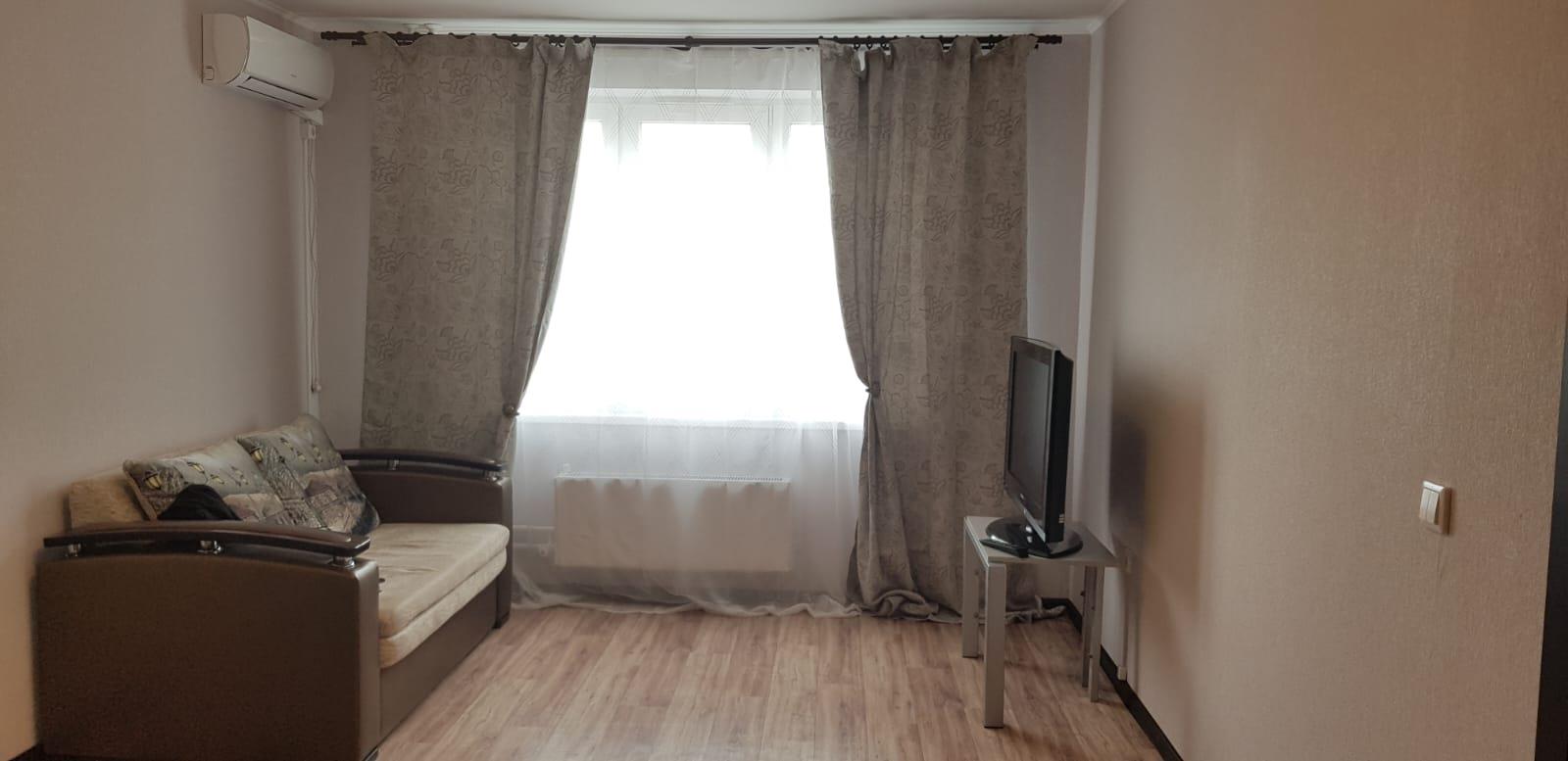 Фото №1: 1-комнатная квартира 37 м² - Краснодар, Карасунский внутригородской округ, Гидростроителей, мкр. Почтовый, ул. имени Валерия Гассия, 17