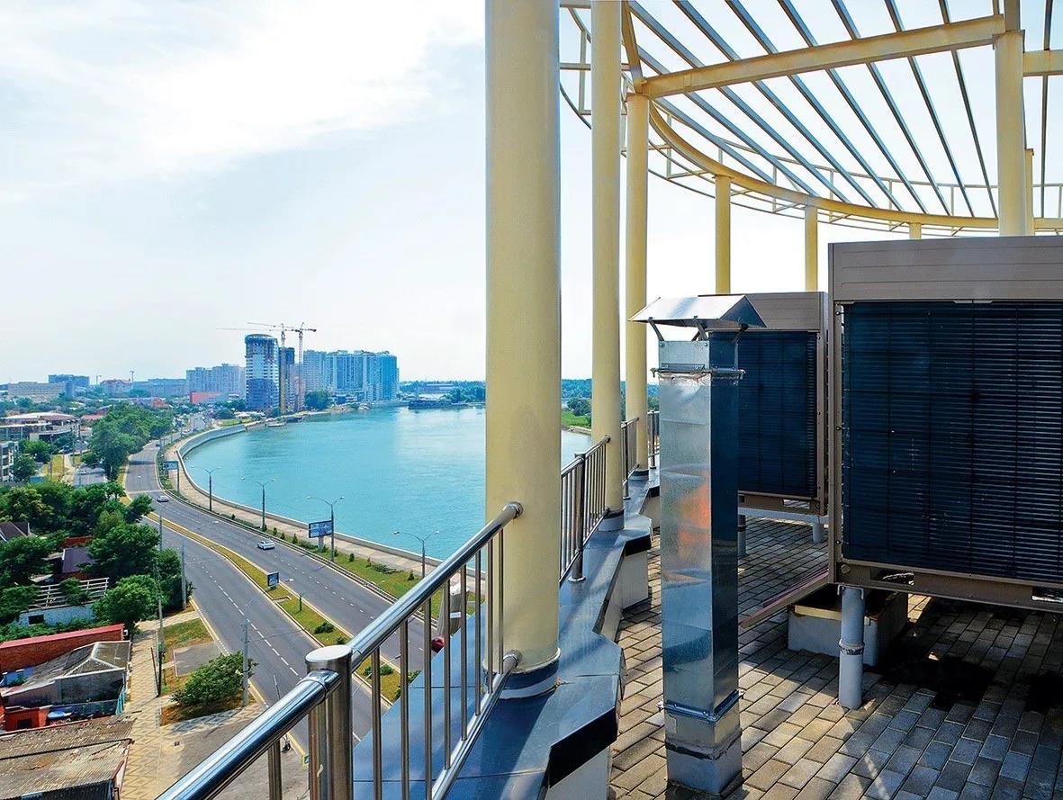 Фото №17: Коммерция 307 м² - Краснодар, ул. Кубанская набережная, 45