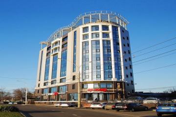 Фото №2: Коммерция 307 м² - Краснодар, мкр. Центральный, ул. Кубанская набережная, 45