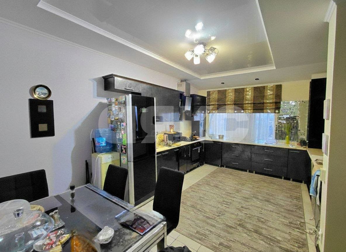 Фото №1: 2-комнатная квартира 76 м² - Горячий Ключ, мкр. Администрация, ул. Тараника, 12А