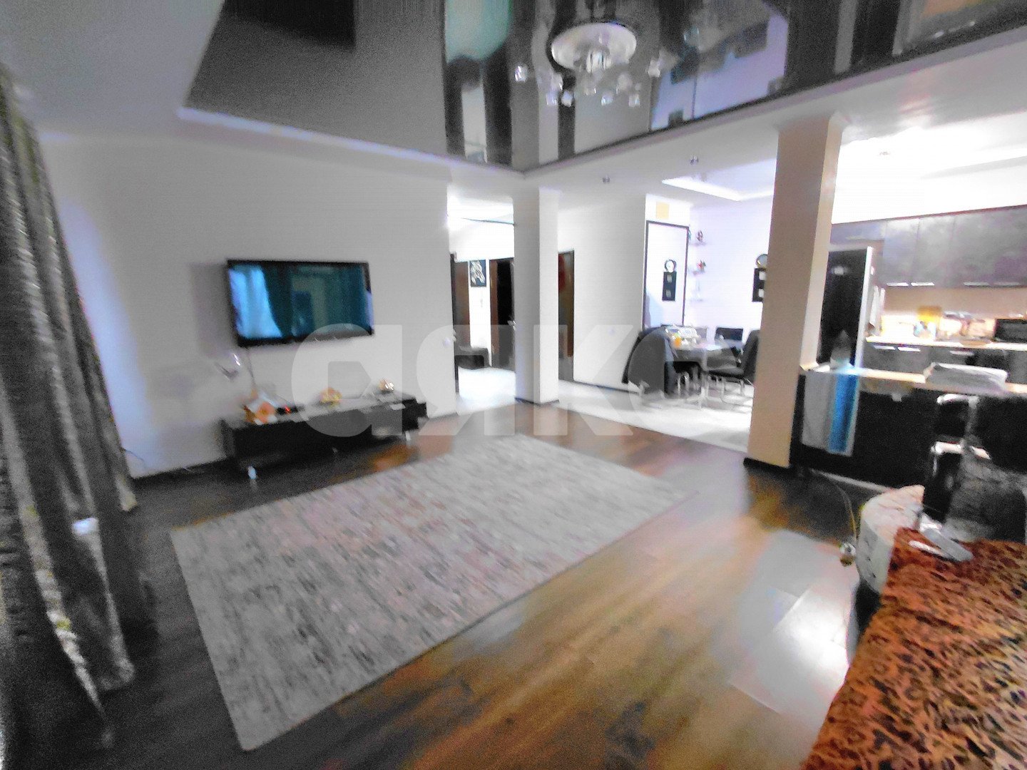 Фото №4: 2-комнатная квартира 76 м² - Горячий Ключ, Администрация, ул. Тараника, 12А