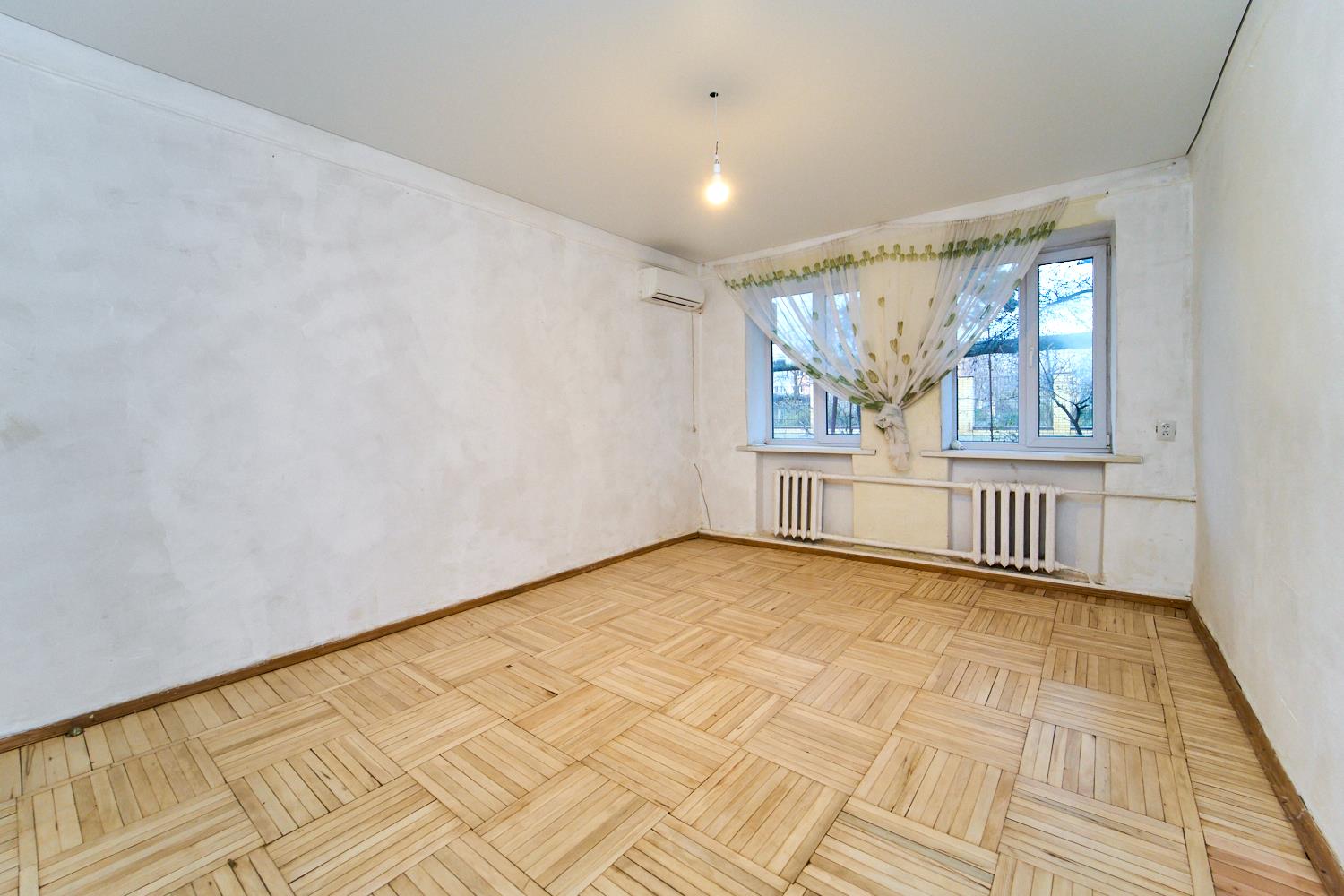 Фото №1: 3-комнатная квартира 55 м² - Краснодар, Карасунский внутригородской округ, мкр. Камвольно-суконный Комбинат, ул. Сормовская, 22