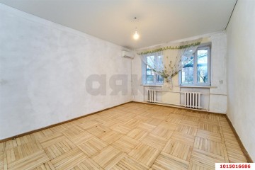 Фото №1: 3-комнатная квартира 55 м² - Краснодар, мкр. Камвольно-суконный Комбинат, ул. Сормовская, 22