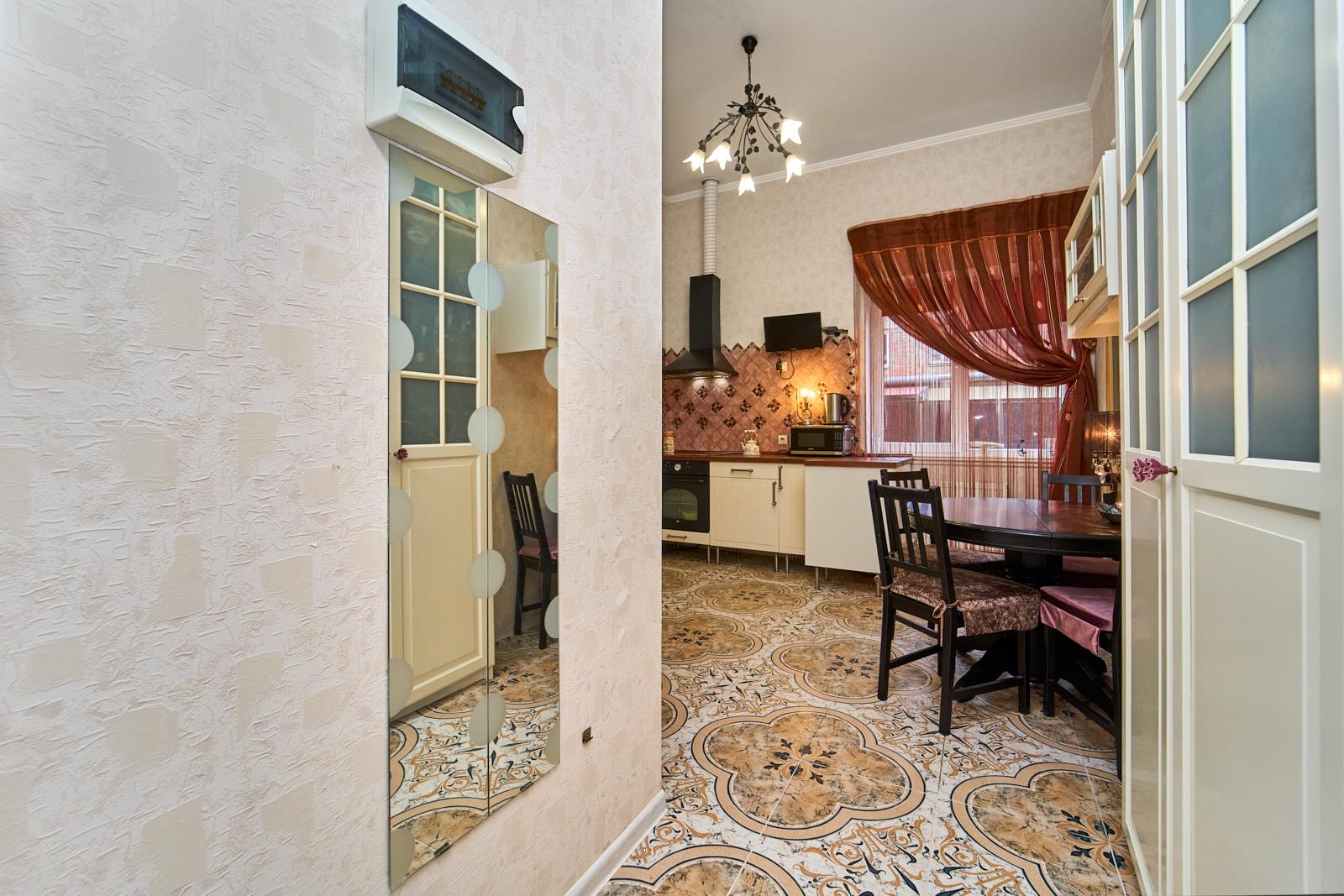 Фото №5: 1-комнатная квартира 40 м² - Краснодар, Прикубанский внутригородской округ, Отделение № 1 совхоза Солнечный, мкр. Фестивальный, ул. Атарбекова, 5