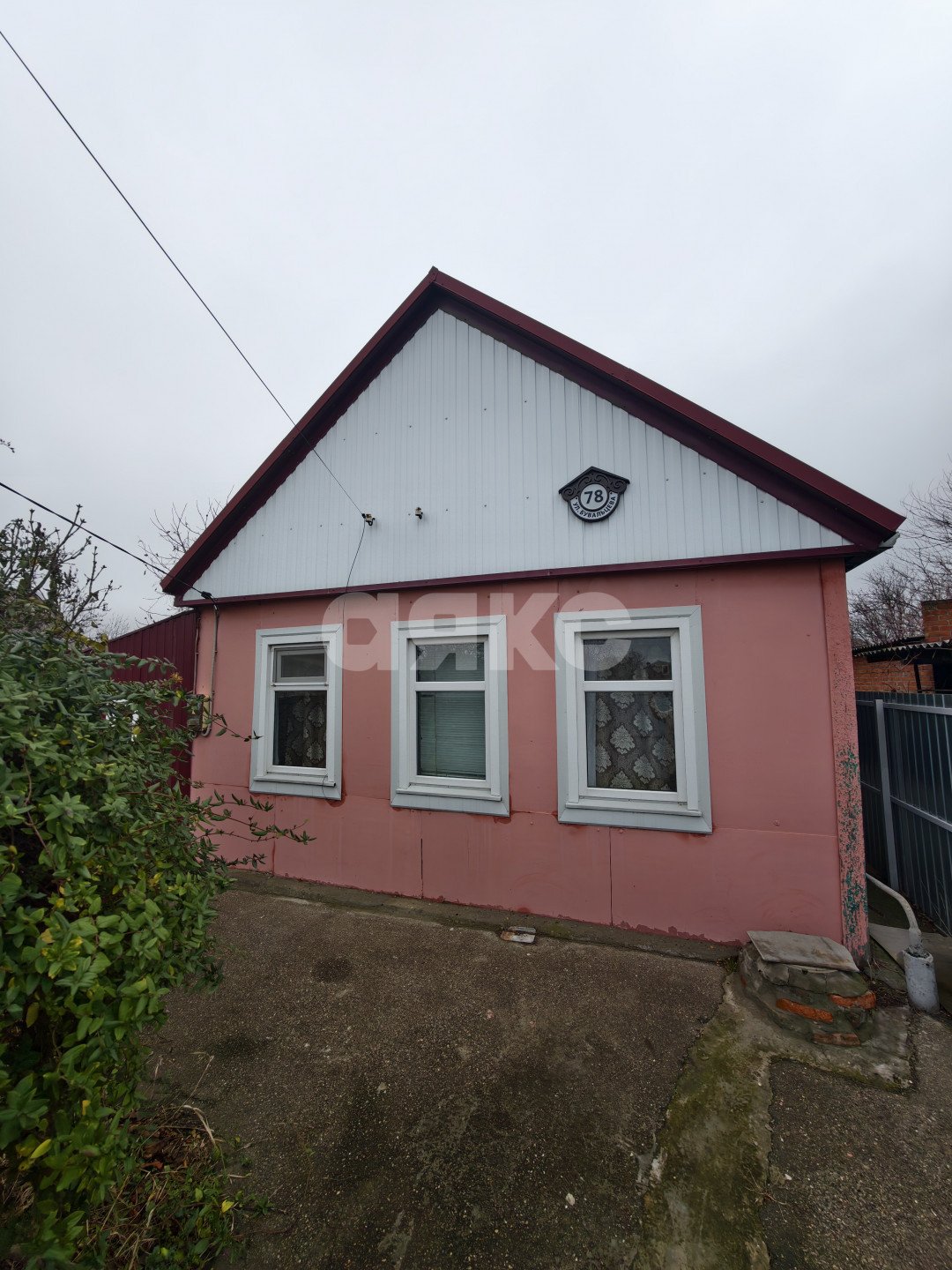 Фото №1: Дом 52 м² + 4.41 сот. - Кореновск, 2-й квартал, ул. Бувальцева, 78