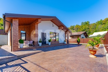 Фото №3: Дом 110 м² - Сочи, мкр. Нижняя Хобза, ул. Нижнехобзинская, 19