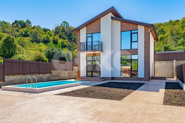 Фото №2: Дом 140 м² - Сочи, мкр. Нижняя Хобза, ул. Нижнехобзинская, 10