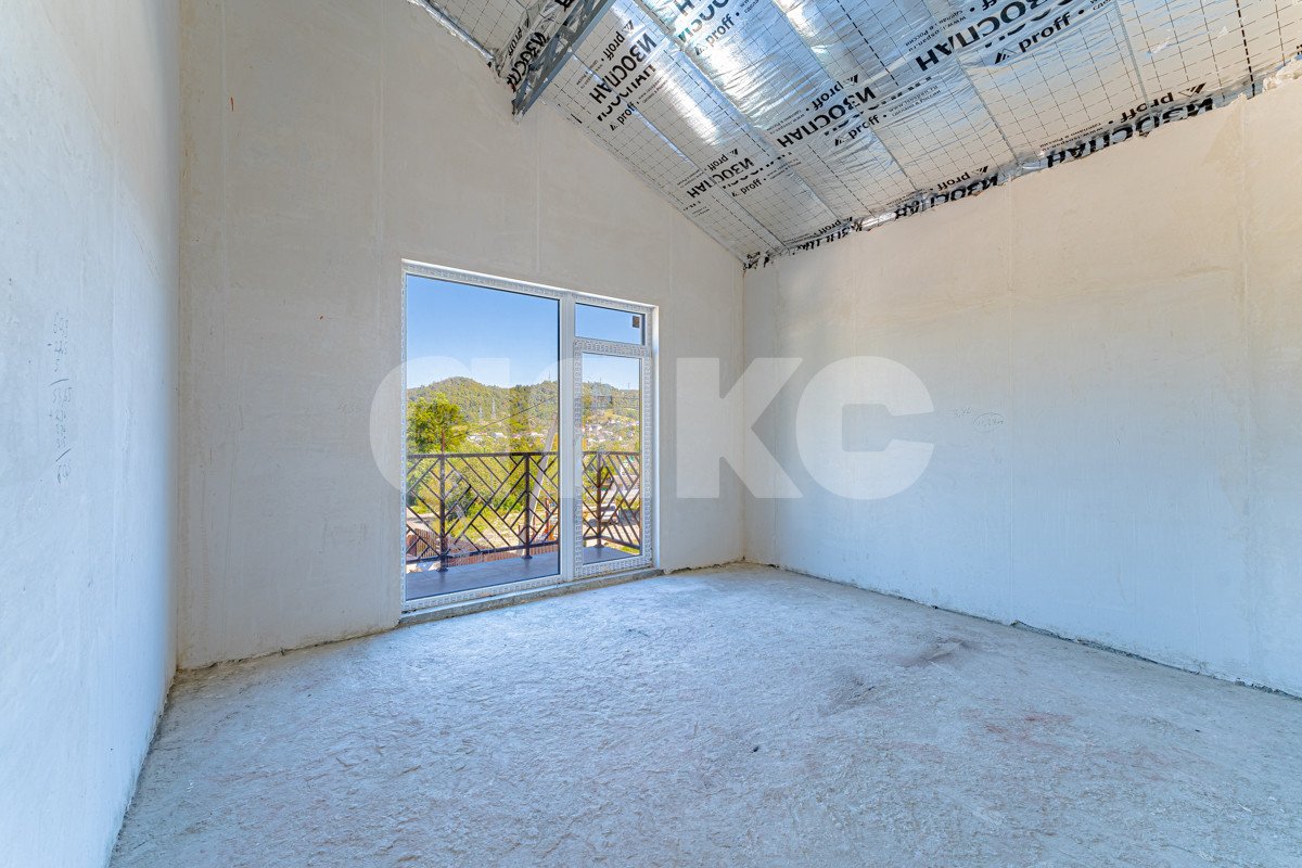 Фото №8: Дом 140 м² + 4.5 сот. - Сочи, Нижняя Хобза, ул. Нижнехобзинская, 10