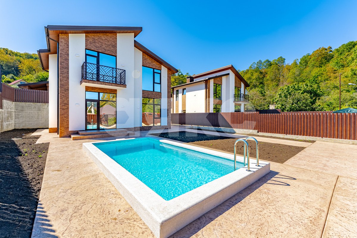 Фото №3: Дом 140 м² + 4.5 сот. - Сочи, Нижняя Хобза, ул. Нижнехобзинская, 10