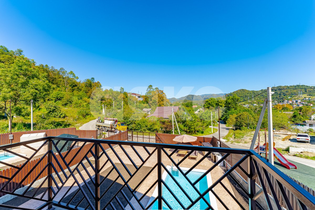 Фото №10: Дом 140 м² + 4.5 сот. - Сочи, Нижняя Хобза, ул. Нижнехобзинская, 10