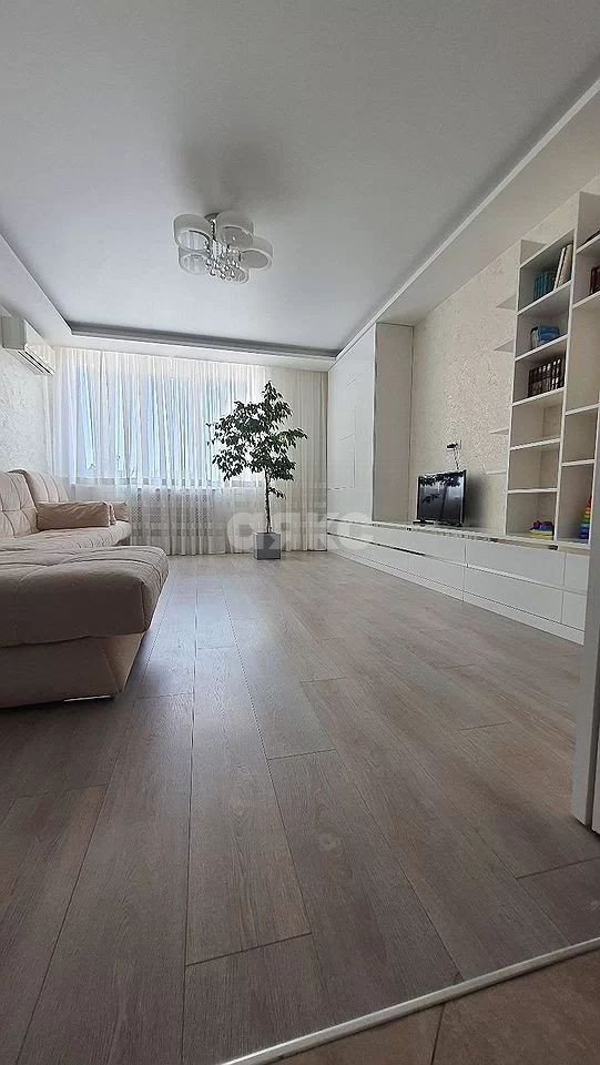 Фото №2: 2-комнатная квартира 76 м² - Ростов-на-Дону, Новое Поселение, пер. Гвардейский, 11/3