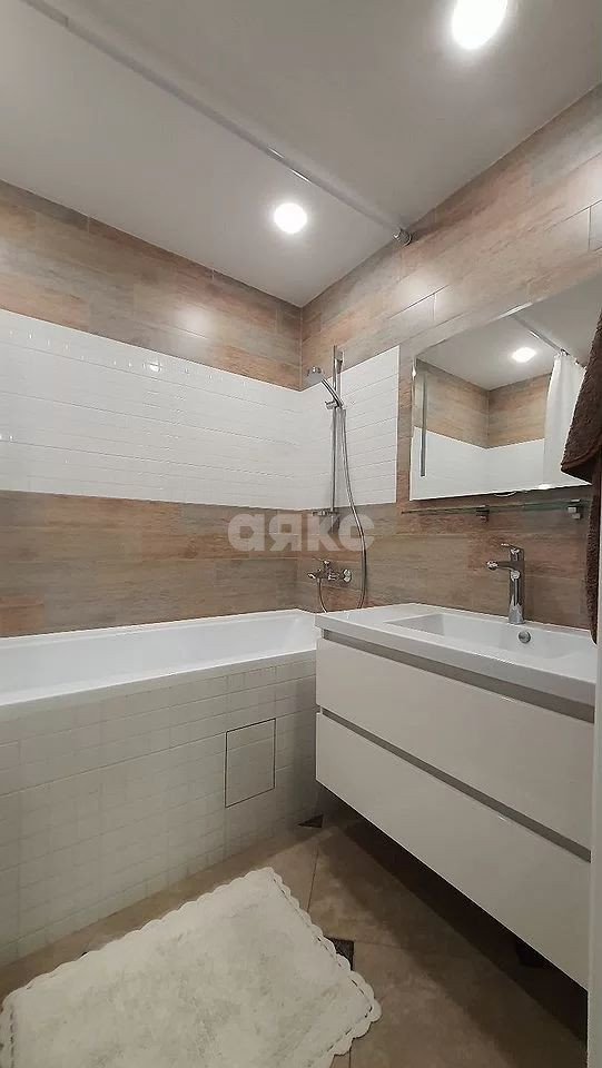 Фото №7: 2-комнатная квартира 76 м² - Ростов-на-Дону, Новое Поселение, пер. Гвардейский, 11/3