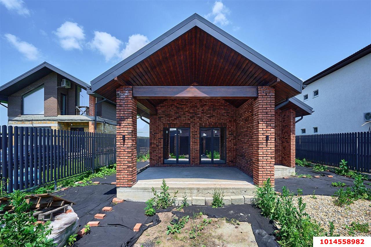 Фото №1: Дом 120 м² + 4 сот. - отделения № 3 СКЗНИИСиВ, коттеджный  Малиновка, ул. имени Виктора Гладского, 15