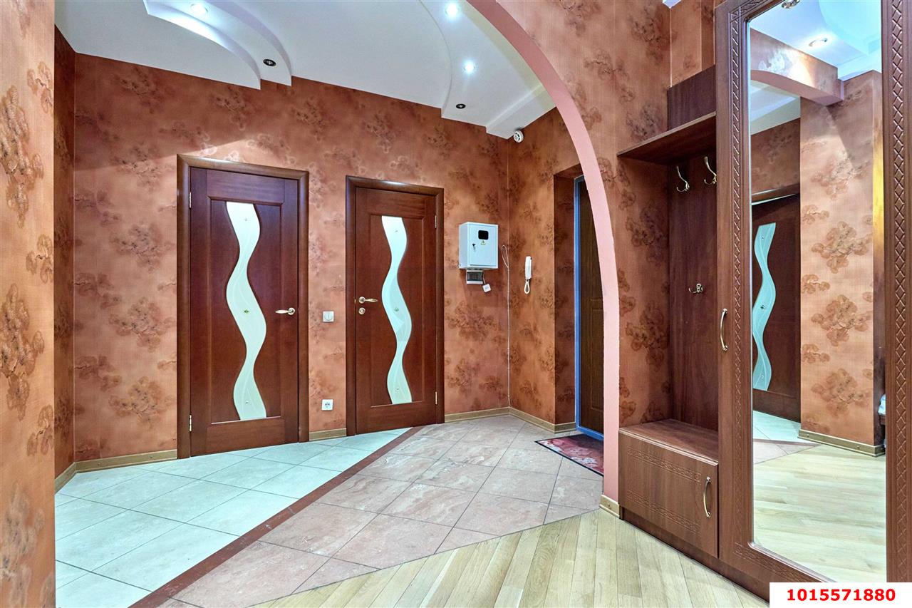 Фото №10: 2-комнатная квартира 111 м² - Краснодар, Центральный, ул. Комсомольская, 6