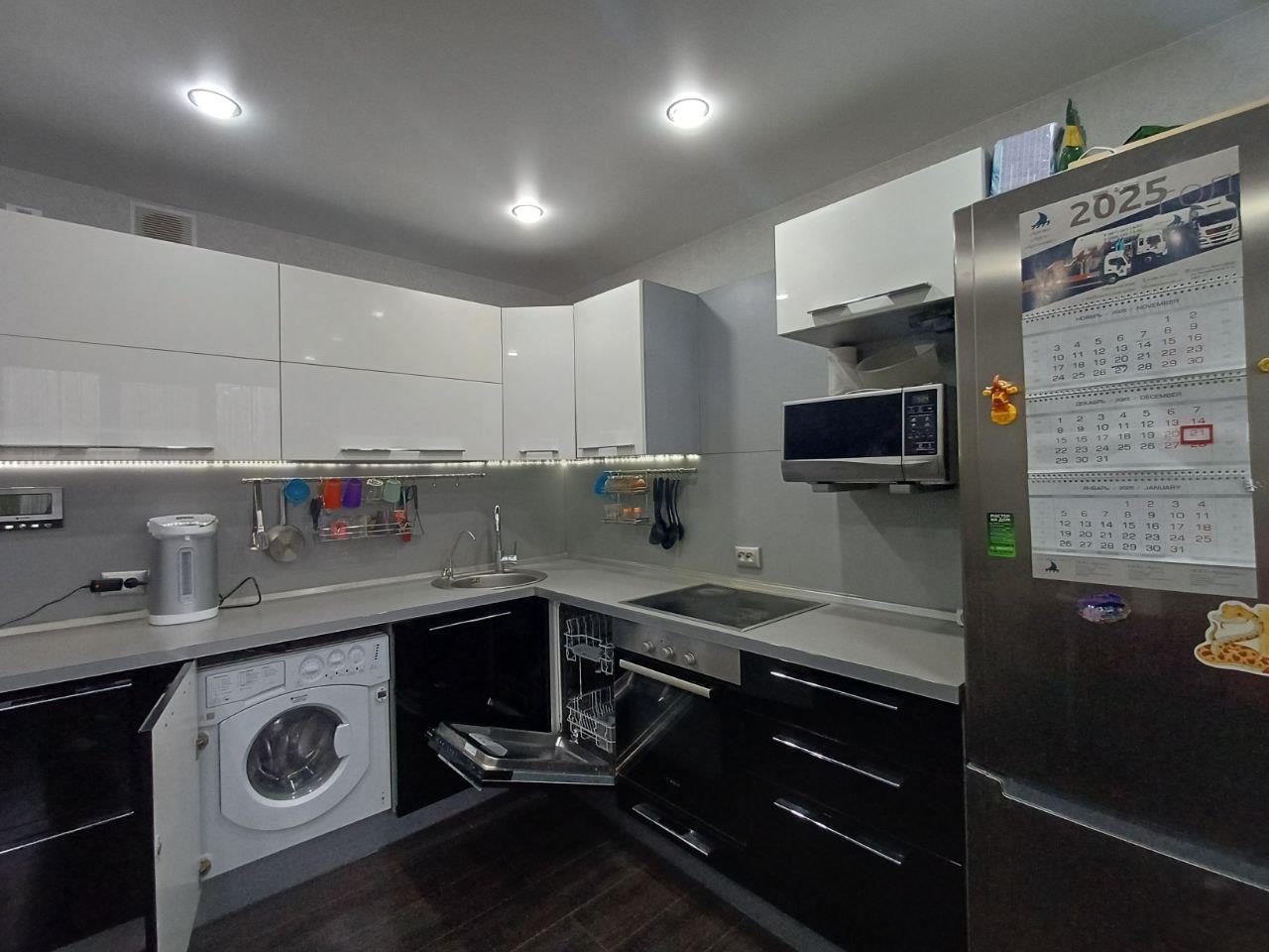 Фото №1: 2-комнатная квартира 73 м² - Краснодар, Прикубанский внутригородской округ, мкр. Московский, ул. им. Артюшкова В.Д., 1