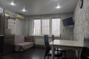 Фото №2: 2-комнатная квартира 73 м² - Краснодар, мкр. Московский, ул. им. Артюшкова В.Д., 1