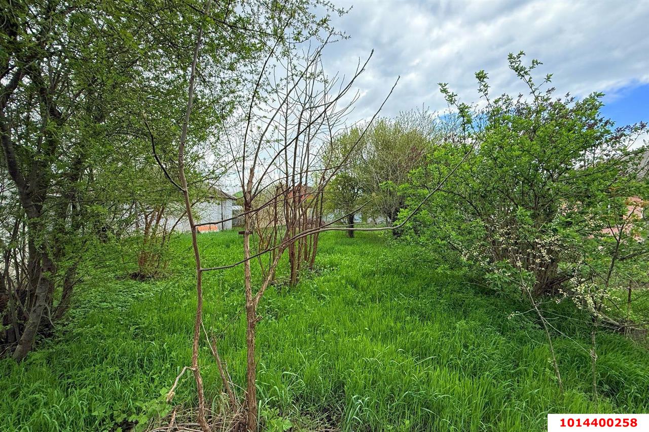 Фото №1: Участок садоводство 7 сот. - № 2 АО ЮГТЕКС, Прикубанский внутригородской округ, ул. Садовая