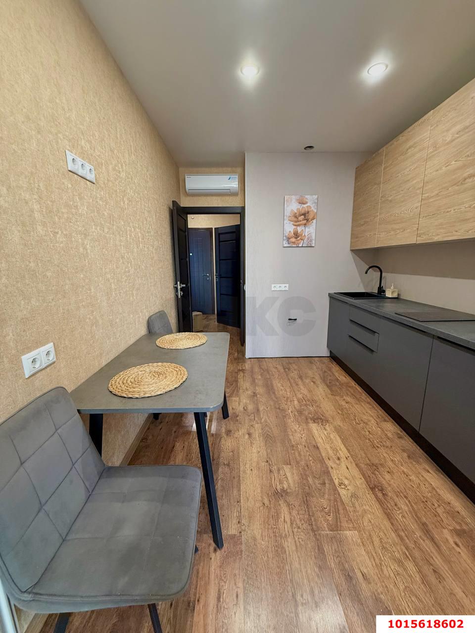 Фото №1: 1-комнатная квартира 41 м² - Краснодар, Центральный, ул. Красная, 176