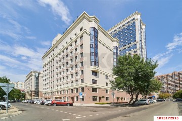 Фото №1: 1-комнатная квартира 63 м² - Краснодар, мкр. ЖК Ренессанс, ул. Строителей, 21