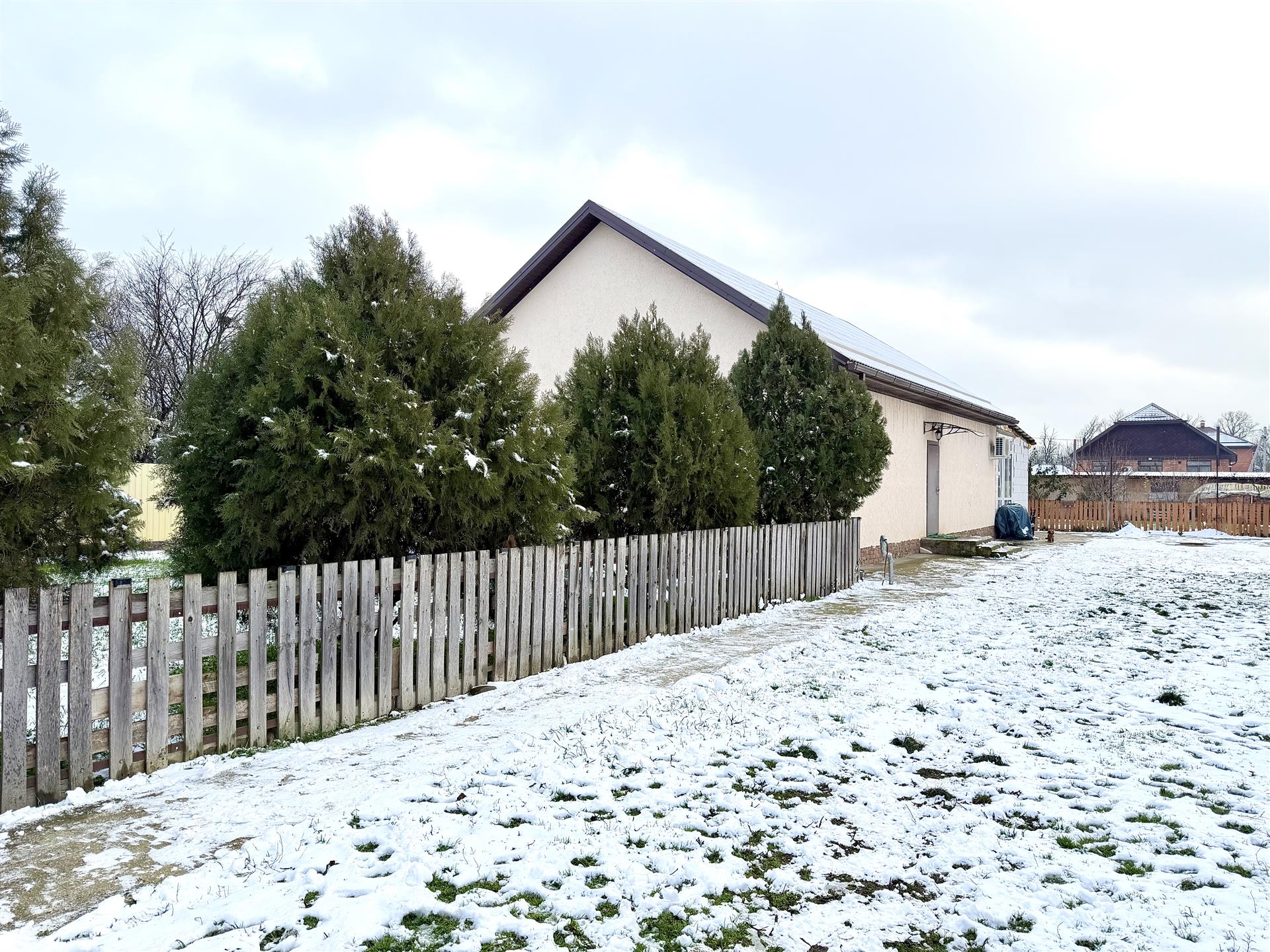 Фото №2: Дом 117 м² + 10.1 сот. - Лазурный, мкр. Прикубанский внутригородской округ, ул. Азовская