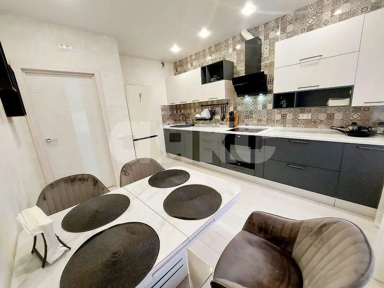 Фото №6: 2-комнатная квартира 61 м² - Ростов-на-Дону, жилой комплекс Скай Парк, ул. Нансена, 83с2