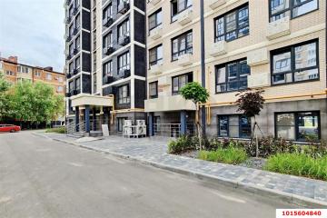 Фото №1: 1-комнатная квартира <span class="whitespace-nowrap">31 м²</span>, <span class="whitespace-nowrap">9/10 эт.</span> - Яблоновский, мкр. жилой комплекс Портрет, ул. Луговая, 7А