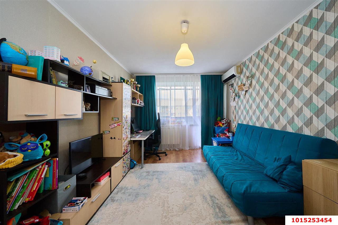 Фото №5: 2-комнатная квартира <span class="whitespace-nowrap">50 м²</span>, <span class="whitespace-nowrap">9/10 эт.</span> - Краснодар, Западный внутригородской округ, мкр. Юбилейный, ул. Рождественская набережная, 29