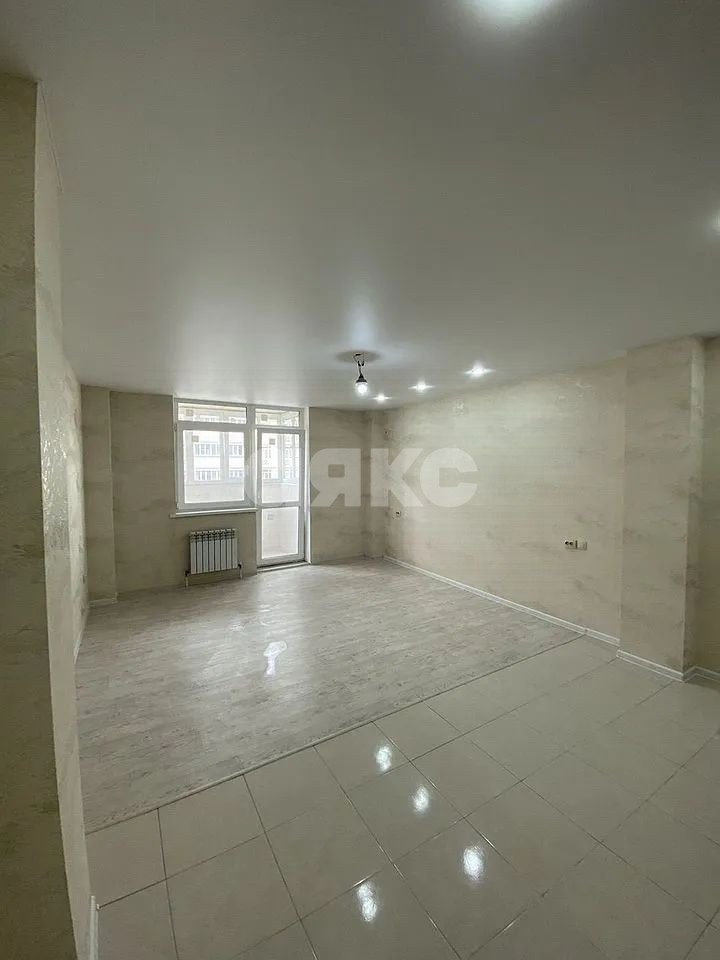 Фото №1: Студия 43 м² - Ростов-на-Дону, жилой комплекс Сокол Град, пр-кт 40-летия Победы, 63/17с3